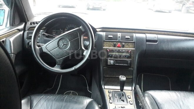 Mercedes E 200 1998, 222,222 km - 2.0 l - Bakı