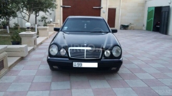 Mercedes E 240 1998, 222,780 km - 2.4 l - Bakı