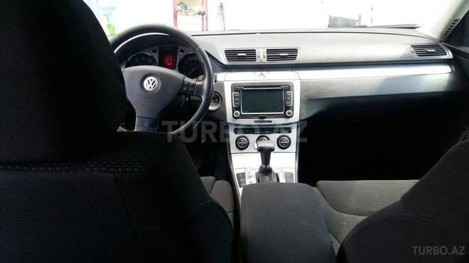 Volkswagen Passat 2009, 132,000 km - 1.8 l - Bakı