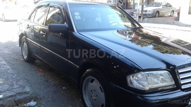 Mercedes C 230 1998, 180,000 km - 2.3 л - Bakı