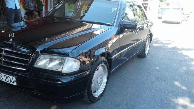 Mercedes C 230 1998, 180,000 km - 2.3 л - Bakı