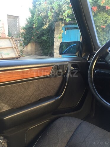 Mercedes E 300 1993, 493,465 km - 3.0 l - Bakı