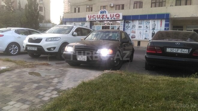 Mercedes C 230 1999, 200,058 km - 2.3 l - Bakı