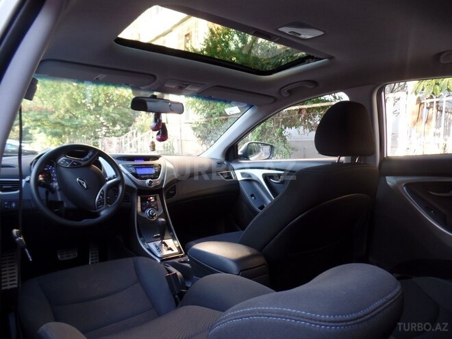 Hyundai Elantra 2013, 30,000 km - 1.6 l - Bakı