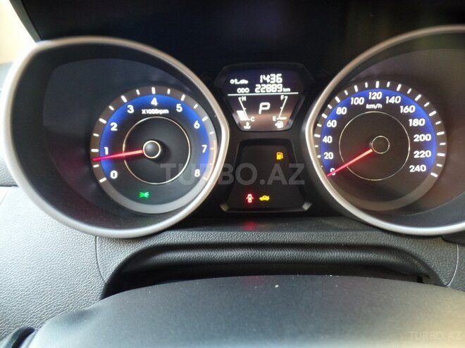Hyundai Elantra 2013, 30,000 km - 1.6 l - Bakı