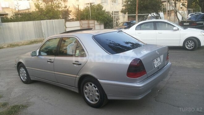 Mercedes C 230 1998, 199,000 km - 2.3 л - Bakı