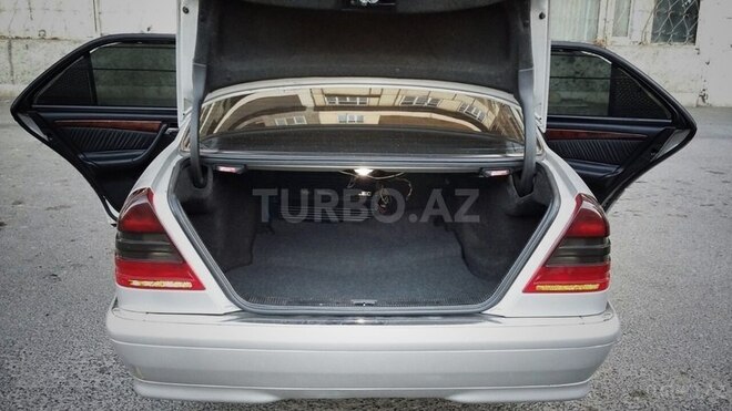 Mercedes C 230 1998, 199,000 km - 2.3 л - Bakı
