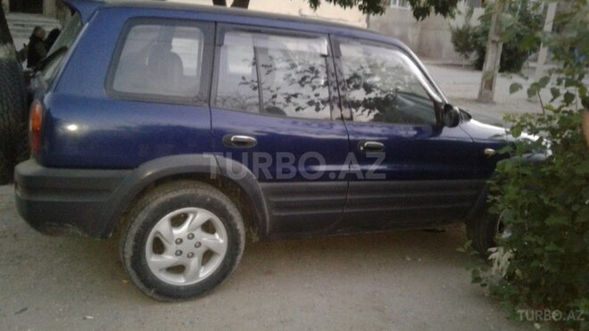 Toyota RAV4 1996, 198,000 km - 2.0 l - Sumqayıt
