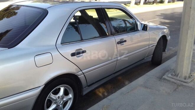 Mercedes C 180 1994, 348,000 km - 1.8 l - Bakı