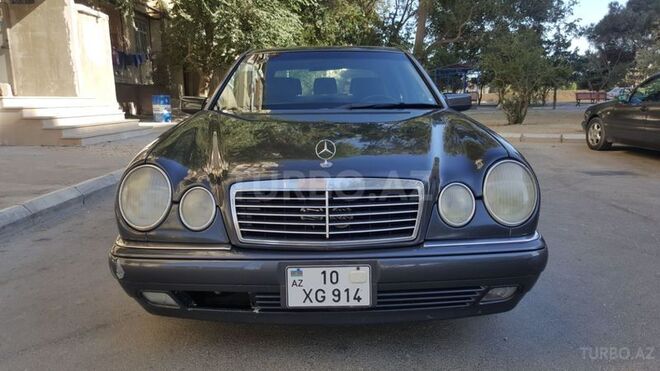 Mercedes E 220 1999, 502,372 km - 2.2 l - Bakı