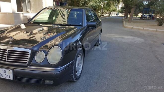 Mercedes E 220 1999, 502,372 km - 2.2 l - Bakı