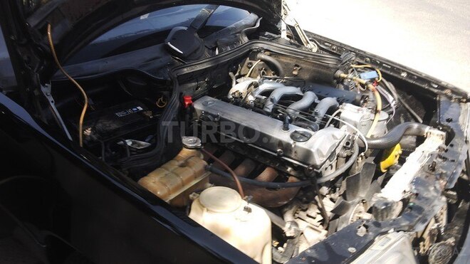 Mercedes E 250 1985, 477,700 km - 2.5 l - Bakı
