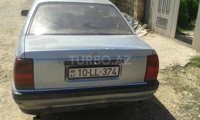 Opel Omega 1990, 425,000 km - 2.0 l - Bakı