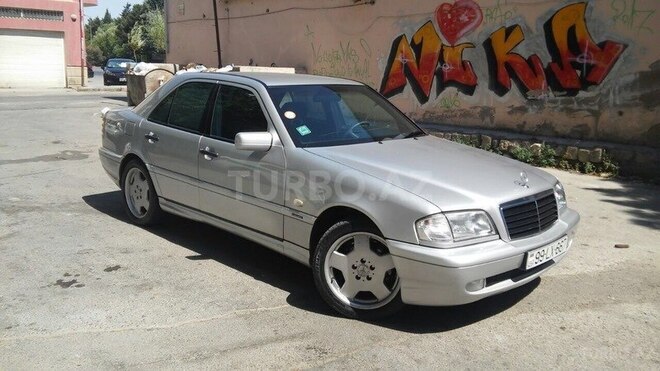 Mercedes C 240 1999, 332,000 km - 2.4 l - Bakı