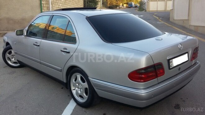 Mercedes E 240 1997, 350,000 km - 2.4 l - Bakı