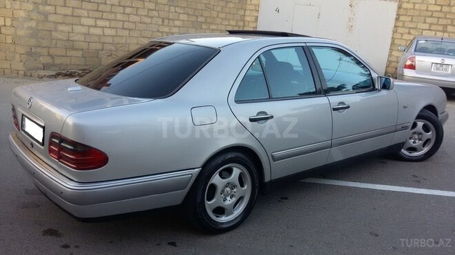 Mercedes E 240 1997, 350,000 km - 2.4 l - Bakı
