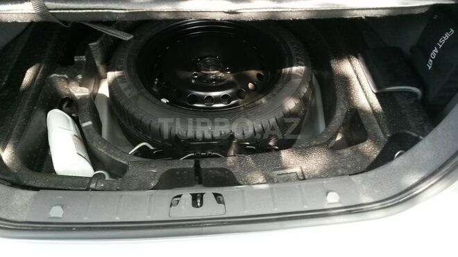 Volvo  2011, 66 km - 2.0 l - Sumqayıt