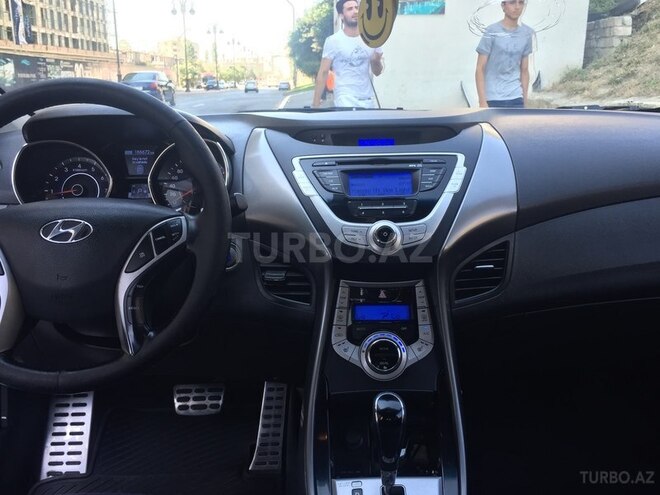 Hyundai Elantra 2011, 186,000 km - 1.8 l - Bakı