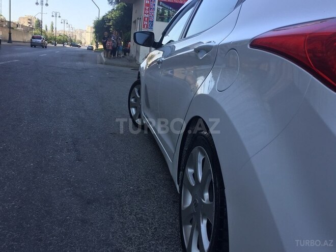 Hyundai Elantra 2011, 186,000 km - 1.8 l - Bakı