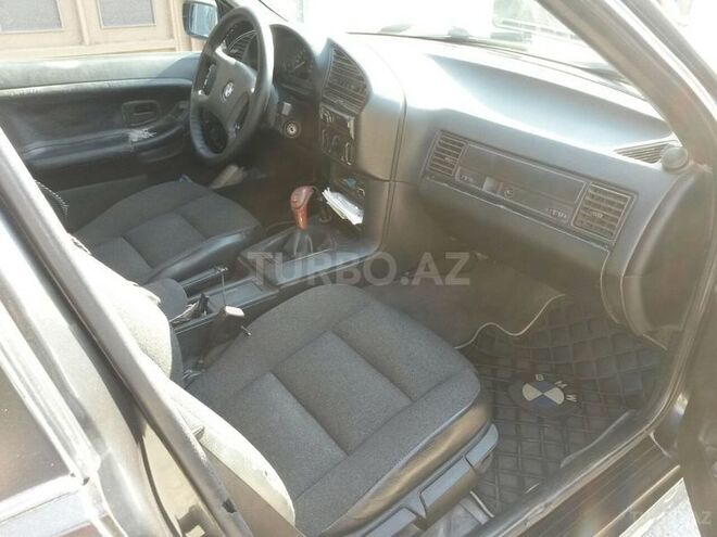 BMW 318 1992, 460,000 km - 1.8 l - Bakı