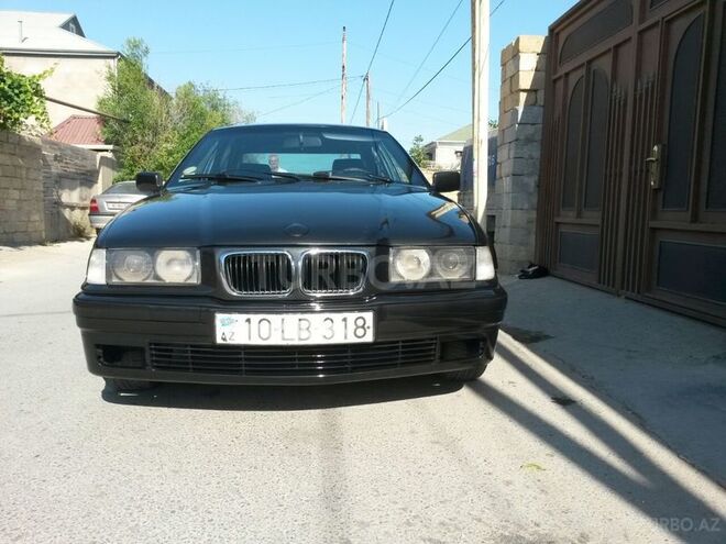 BMW 318 1992, 460,000 km - 1.8 l - Bakı