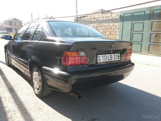 BMW 318 1992, 460,000 km - 1.8 l - Bakı