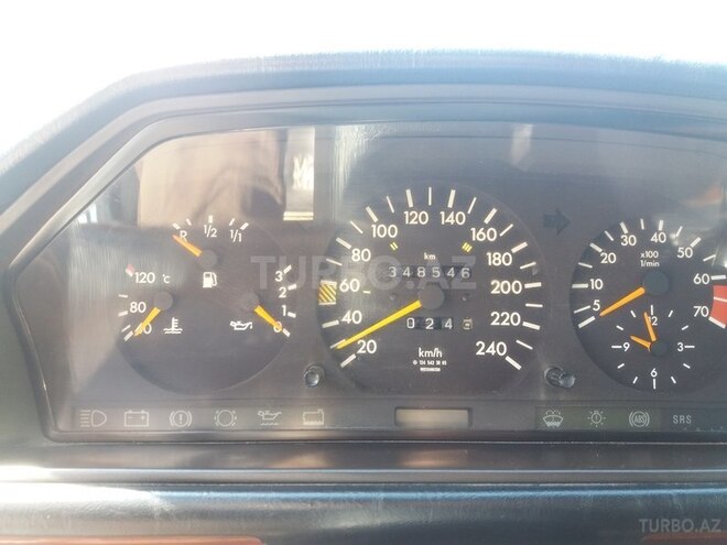 Mercedes E 220 1992, 350,000 km - 2.2 l - Sumqayıt