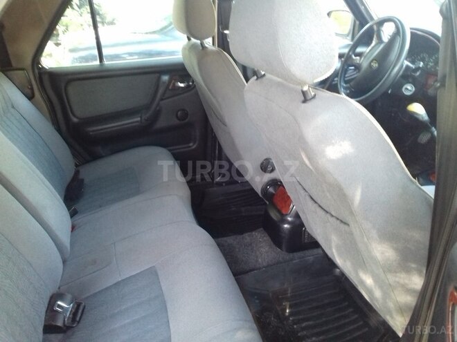 GAZ 31105 2005, 127,000 km - 2.3 l - Bakı