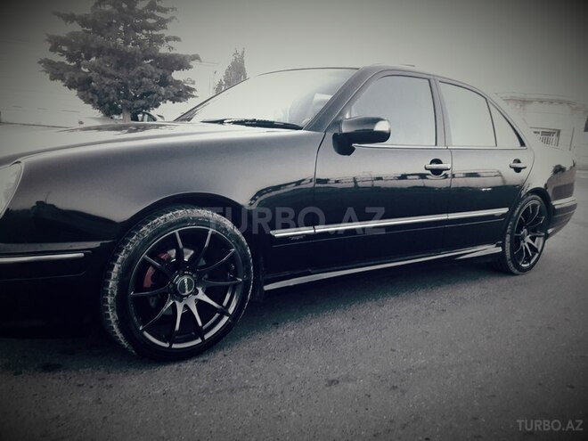 Mercedes E 280 2000, 236,500 km - 2.8 l - Bakı