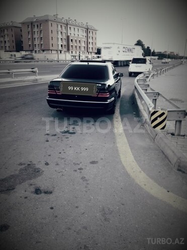 Mercedes E 280 2000, 236,500 km - 2.8 l - Bakı