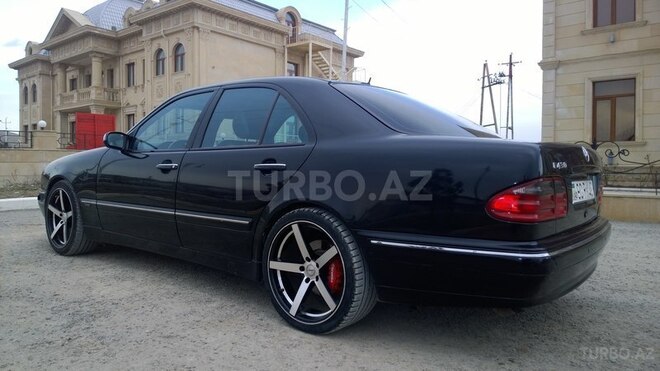 Mercedes E 430 2001, 354,000 km - 4.3 l - Bakı