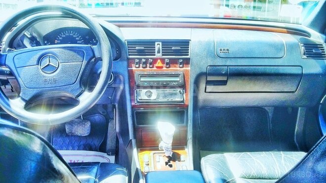 Mercedes C 280 1999, 250,000 km - 2.8 l - Bakı