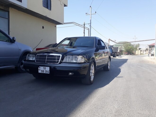 Mercedes C 200 1995, 392,000 km - 2.0 l - Bakı