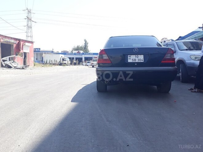 Mercedes C 200 1995, 392,000 km - 2.0 l - Bakı