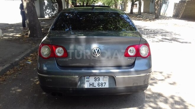 Volkswagen Passat 2005, 156,000 km - 2.0 l - Gəncə