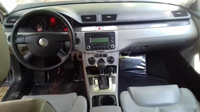 Volkswagen Passat 2005, 156,000 km - 2.0 l - Gəncə
