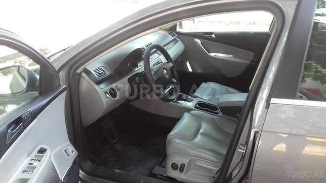 Volkswagen Passat 2005, 156,000 km - 2.0 l - Gəncə