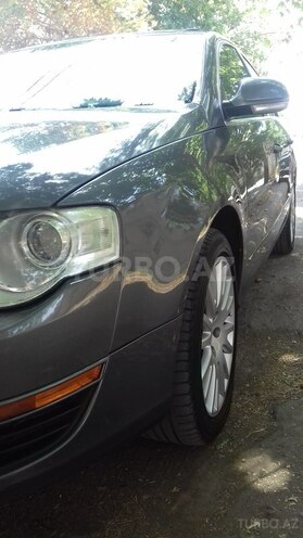 Volkswagen Passat 2005, 156,000 km - 2.0 l - Gəncə