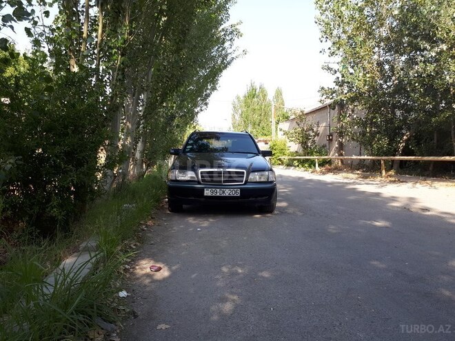 Mercedes C 180 1999, 290,000 km - 1.8 л - Bakı