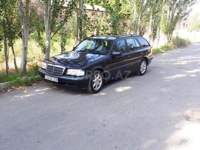 Mercedes C 180 1999, 290,000 km - 1.8 л - Bakı