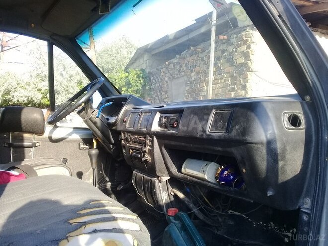 GAZ 330202-740 1996, 175,000 km - 2.5 л - Sumqayıt