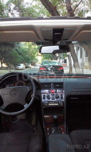 Mercedes C 180 1997, 271,428 km - 1.8 l - Bakı
