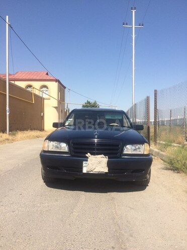 Mercedes C 230 2000, 245,000 km - 2.3 л - Bakı
