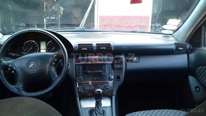 Mercedes C 320 2001, 250,000 km - 3.2 л - Sumqayıt