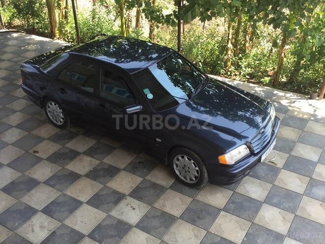 Mercedes C 220 2000, 340,000 km - 2.2 l - Cəlilabad