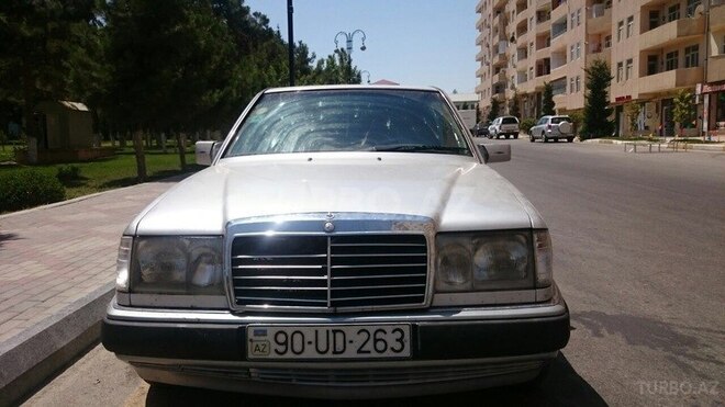 Mercedes E 300 1993, 400,000 km - 3.0 л - Bakı