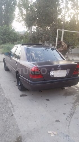 Mercedes C 180 1994, 335,000 km - 1.8 л - Qusar