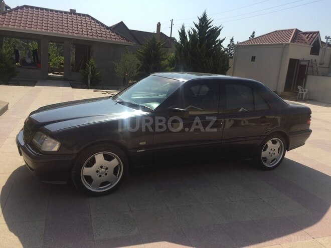 Mercedes C 200 1998, 280,000 km - 2.0 l - Bakı