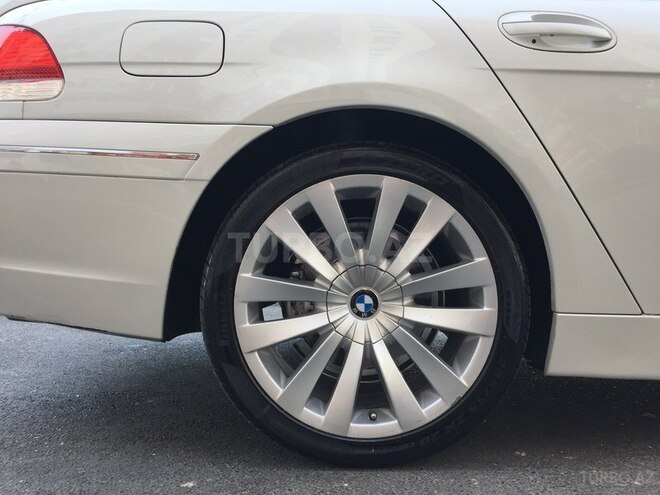 BMW 745 2003, 172,000 km - 4.4 л - Bakı