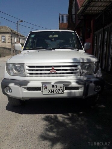 Mitsubishi Pajero io 1999, 189,777 km - 2.0 l - Bakı